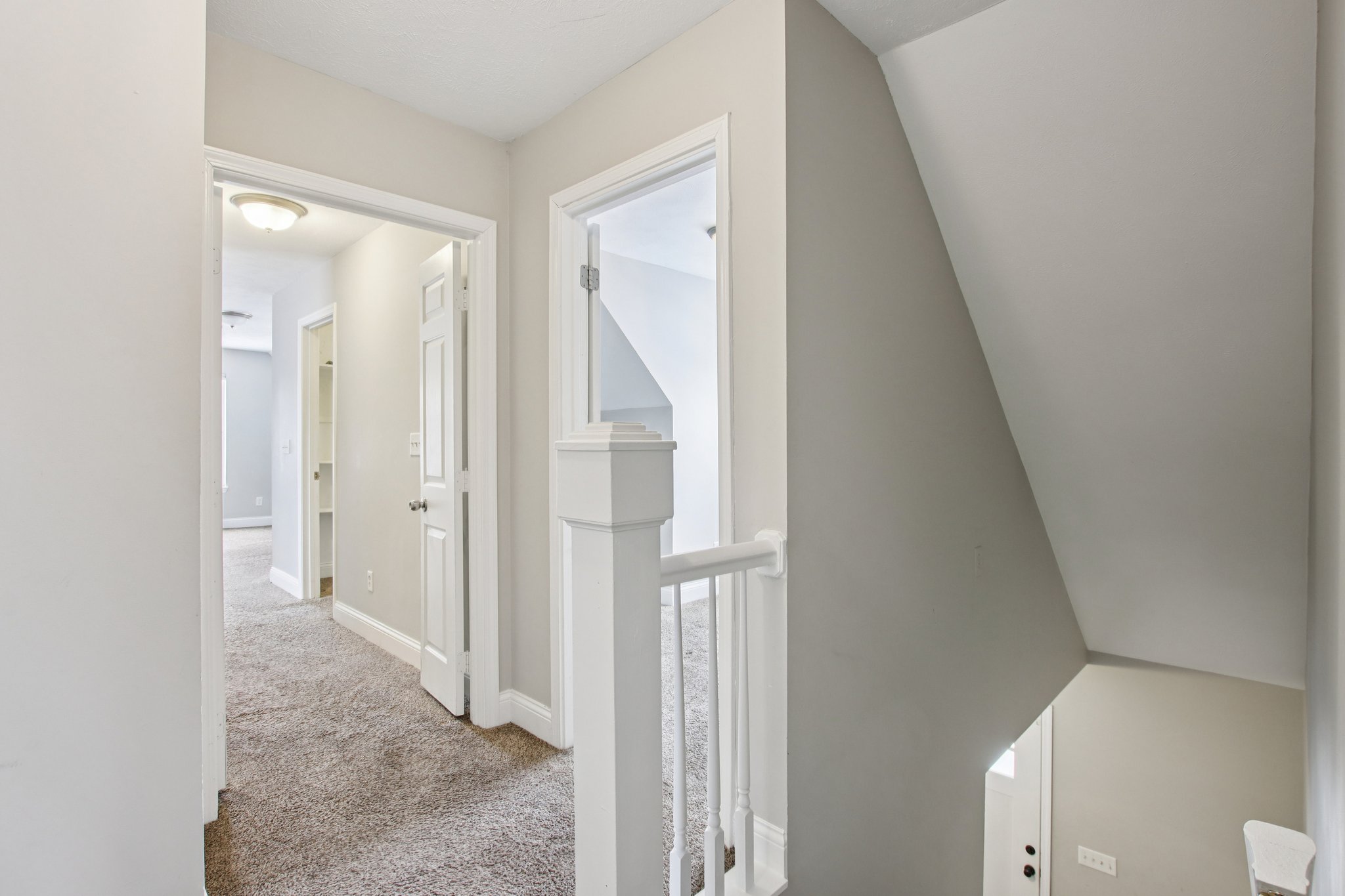 W Legrande Ave-S0902-027.jpg