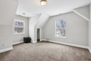 W Legrande Ave-S0902-023.jpg