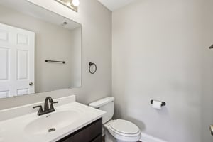 W Legrande Ave-S0902-025.jpg