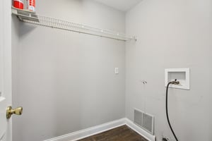 W Legrande Ave-S0902-026.jpg