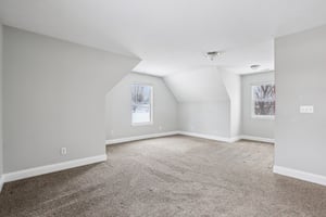 W Legrande Ave-S0902-031.jpg