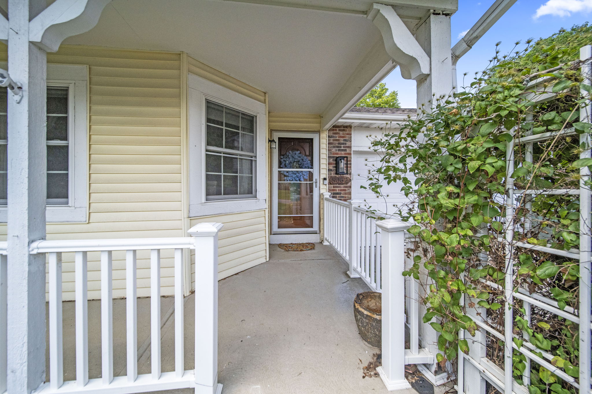  Photo 7