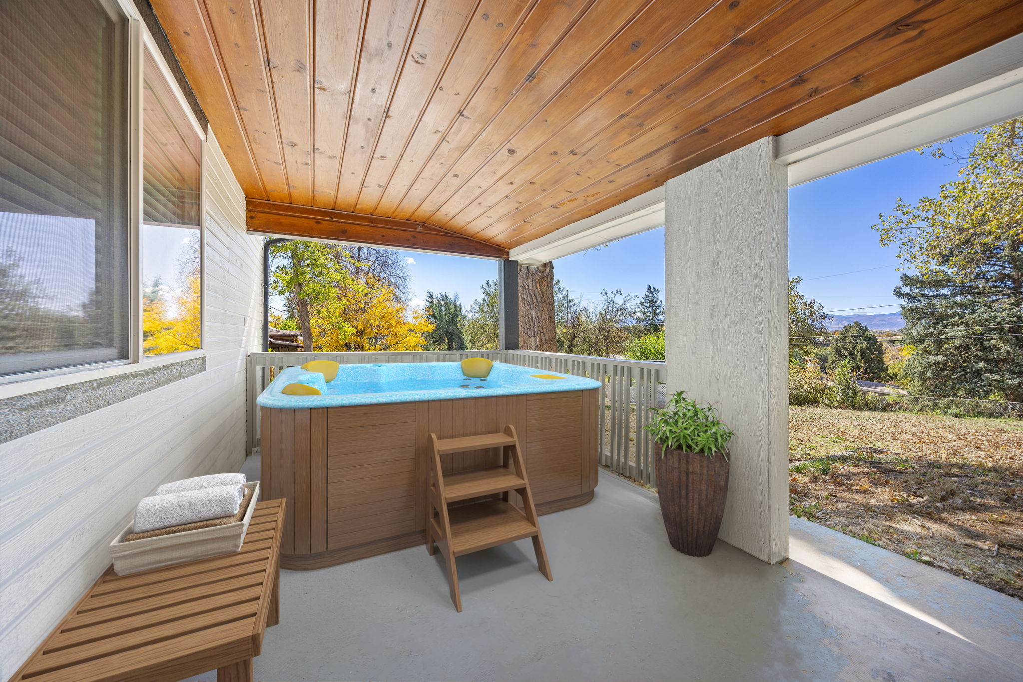 Covered Porch (hot tub virtual)