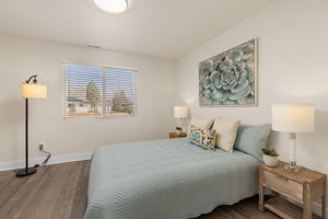 Upstairs 2nd Bedroom