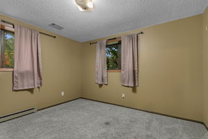  Photo 34