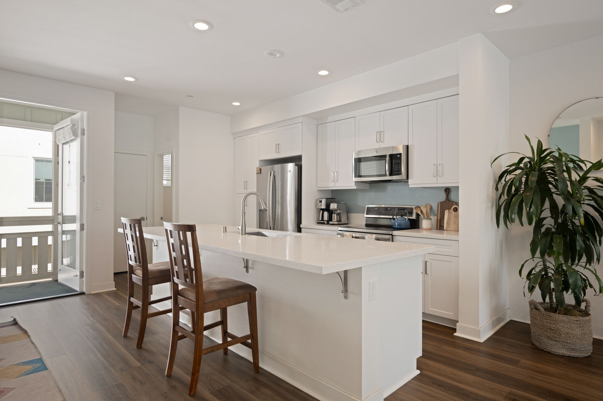 11 - Kitchen