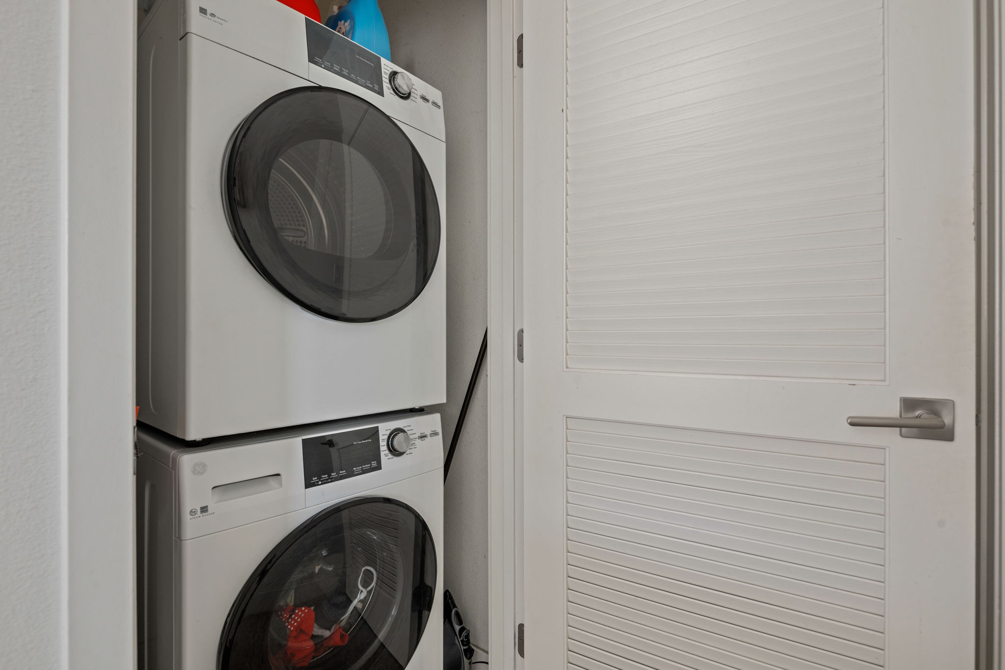 24 - Laundry