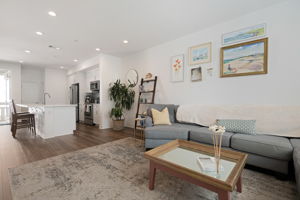 10 - Family Room
