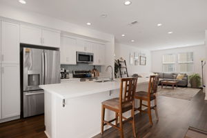 12 - Kitchen