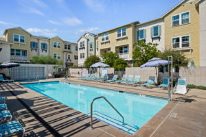 29 - Winslowe Community Pool