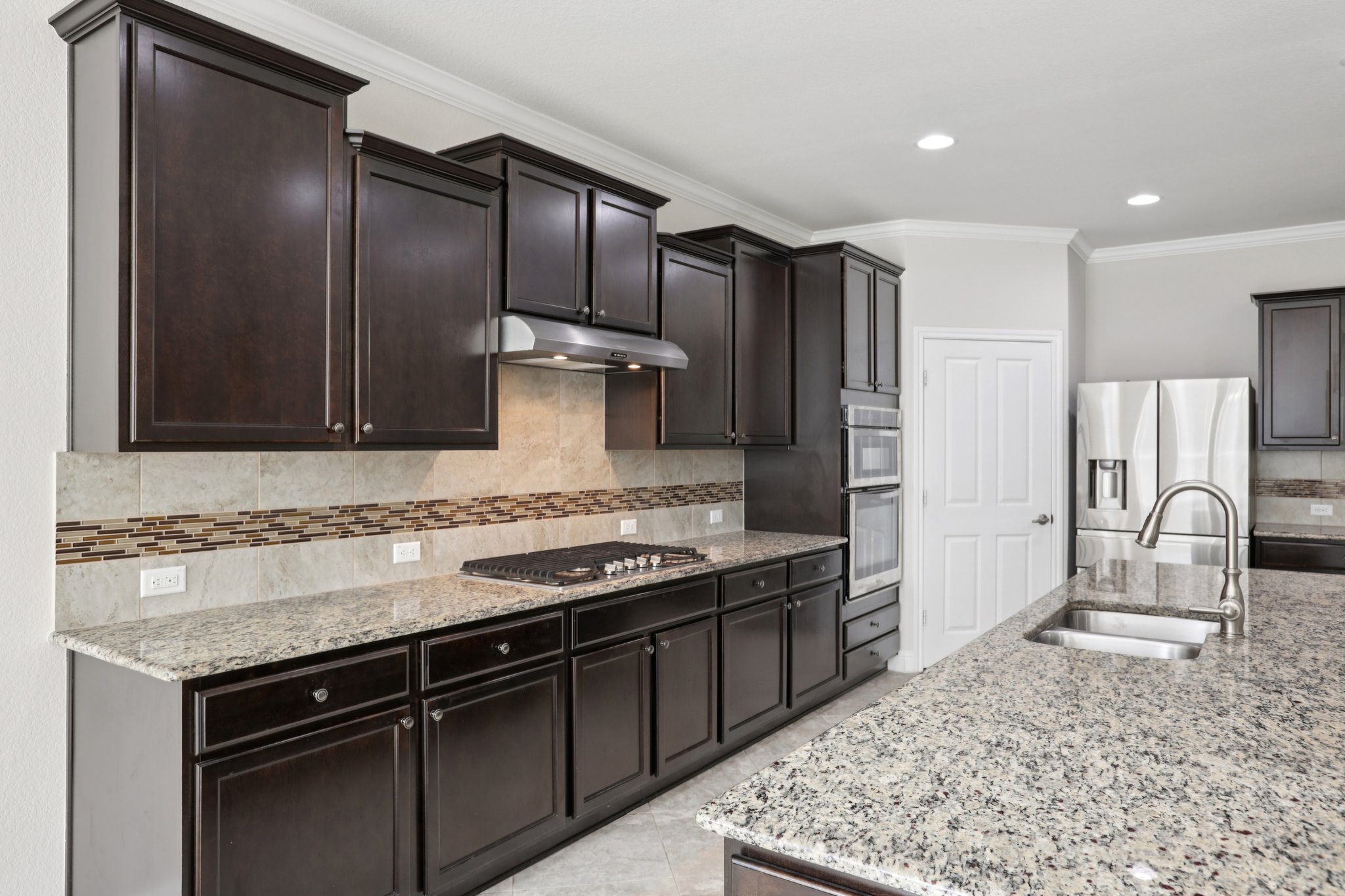 Davis Mountain Cir-S2803-019.jpg