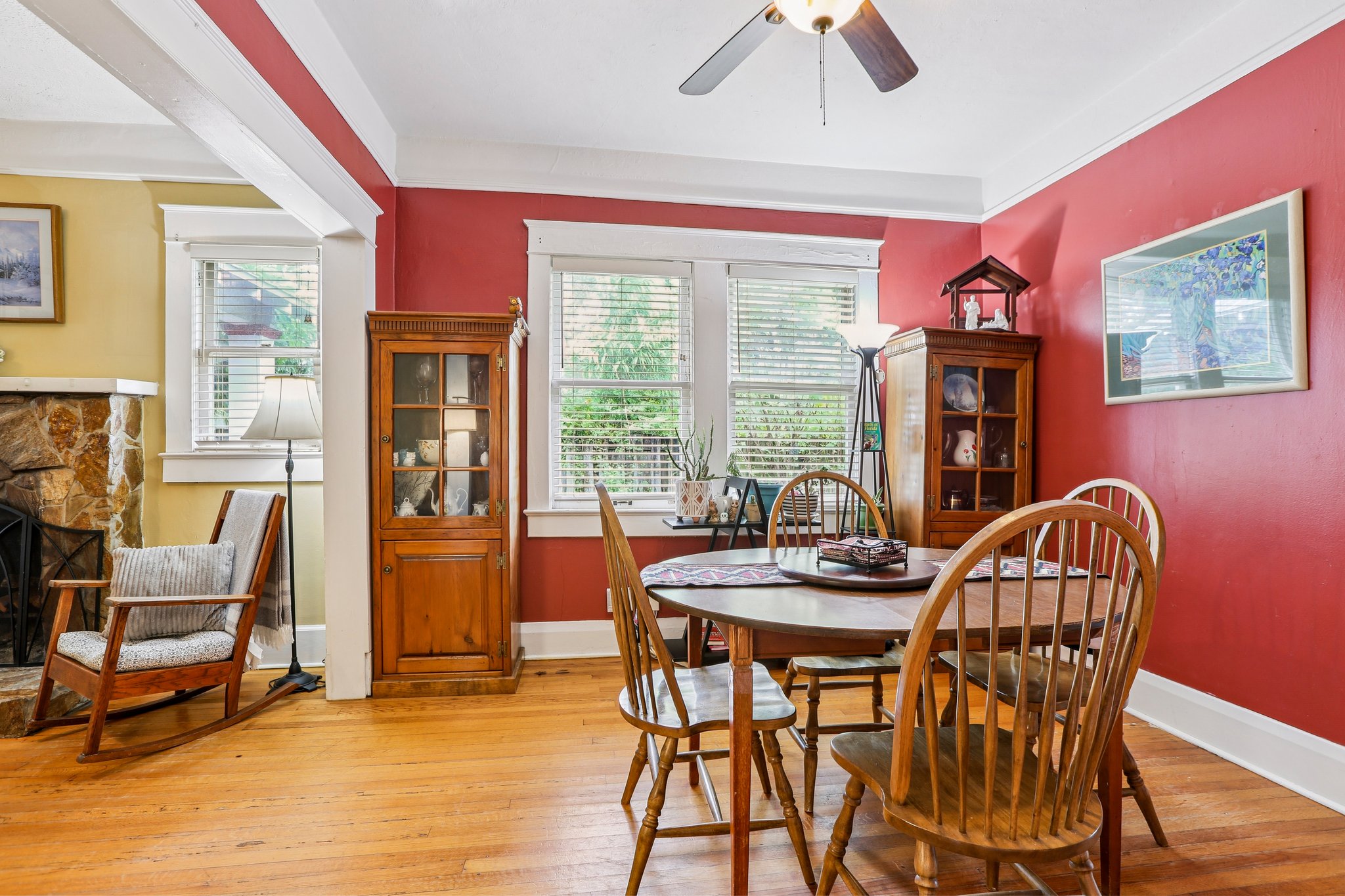 E Knollwood St-S1009-018.jpg