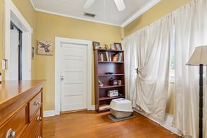 E Knollwood St-S1009-034.jpg