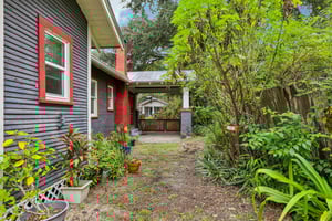 E Knollwood St-S1009-039.jpg