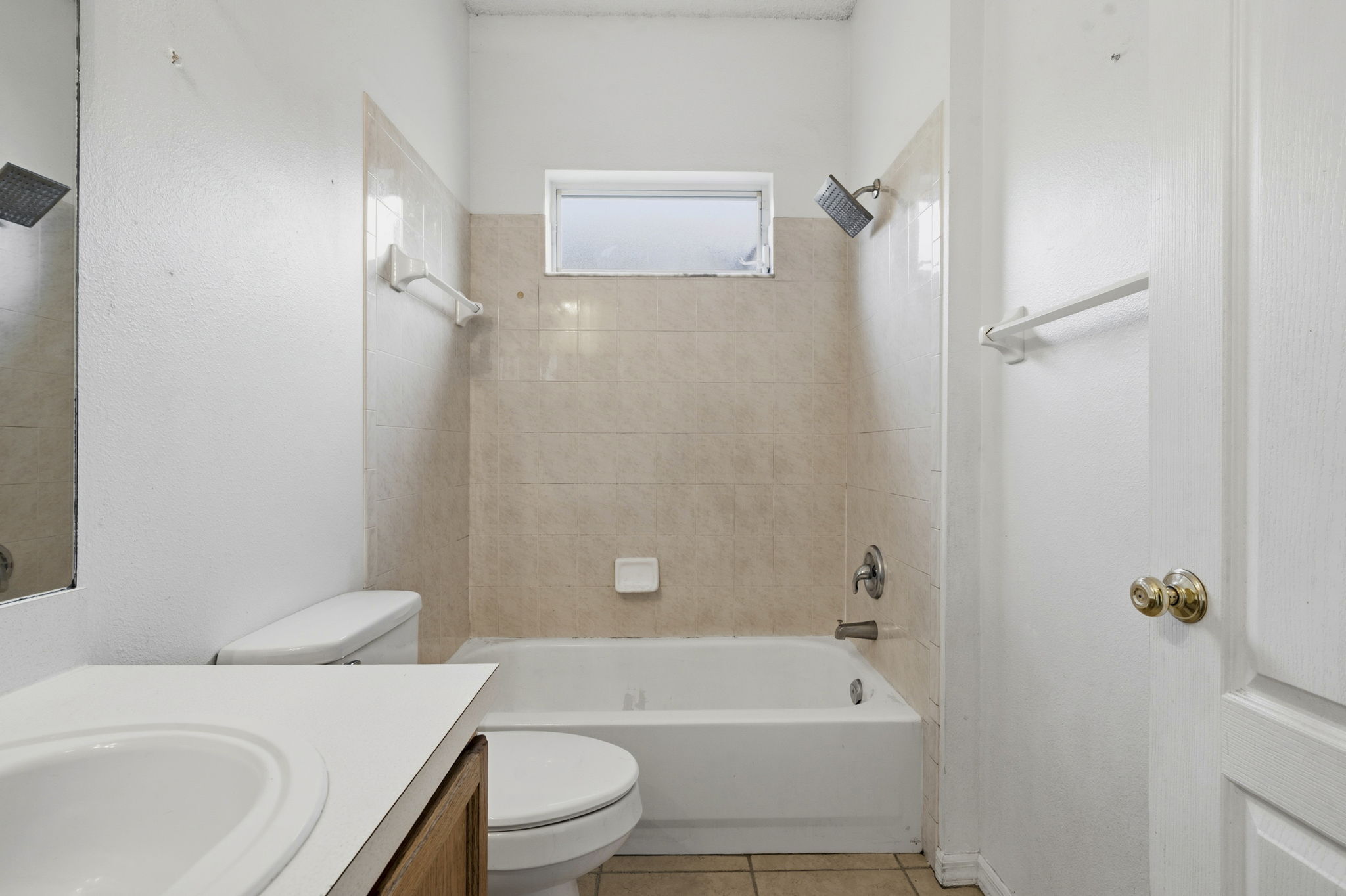 Interiors (34)
