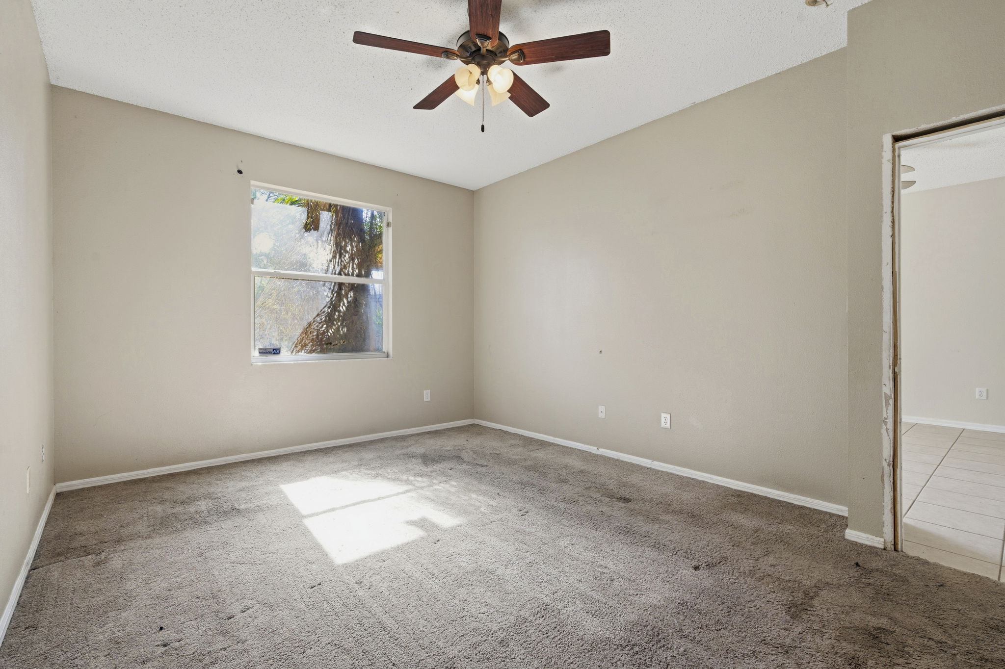 Interiors (39)