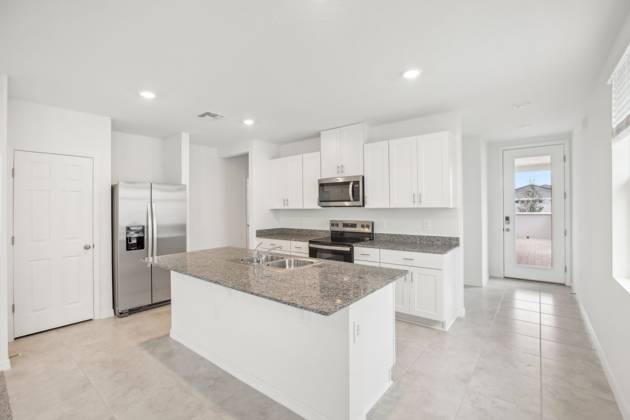 Orlando - Orlando Springs at Lake Alfred - 507 Kennedy Drive, Lake Alfred, FL 33850 - 013