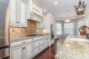 Kitchen/Breakfast Area