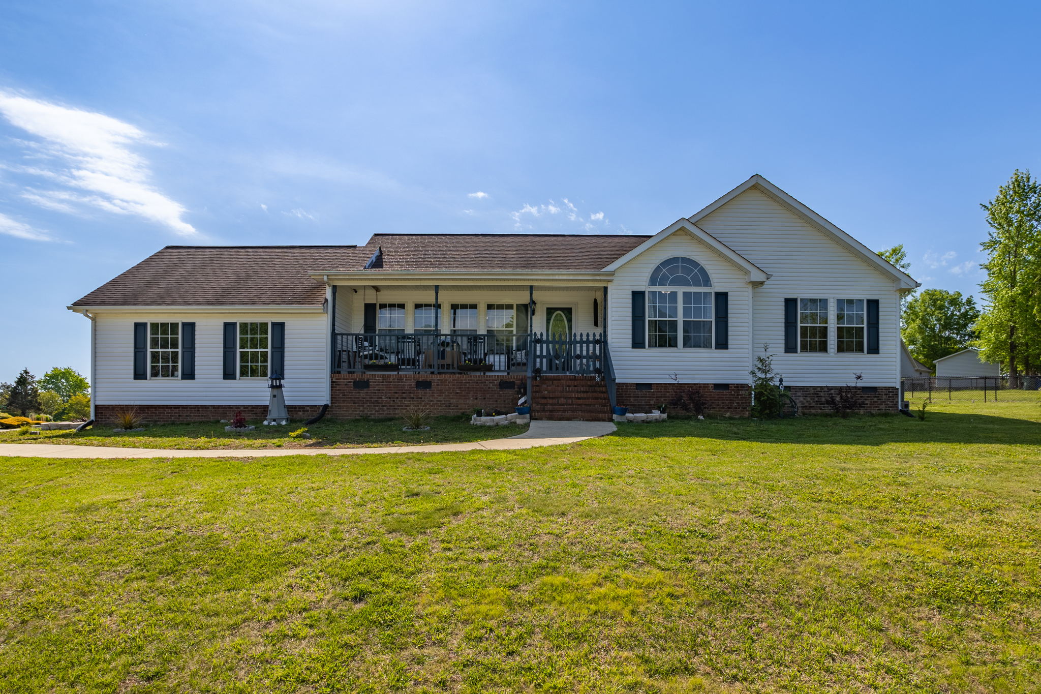 507 Old Farm Rd, Graham, NC 27253 | MM Triad Photography