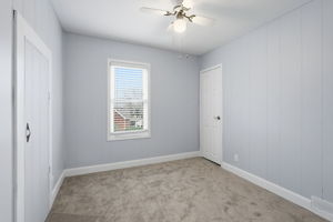  Photo 36