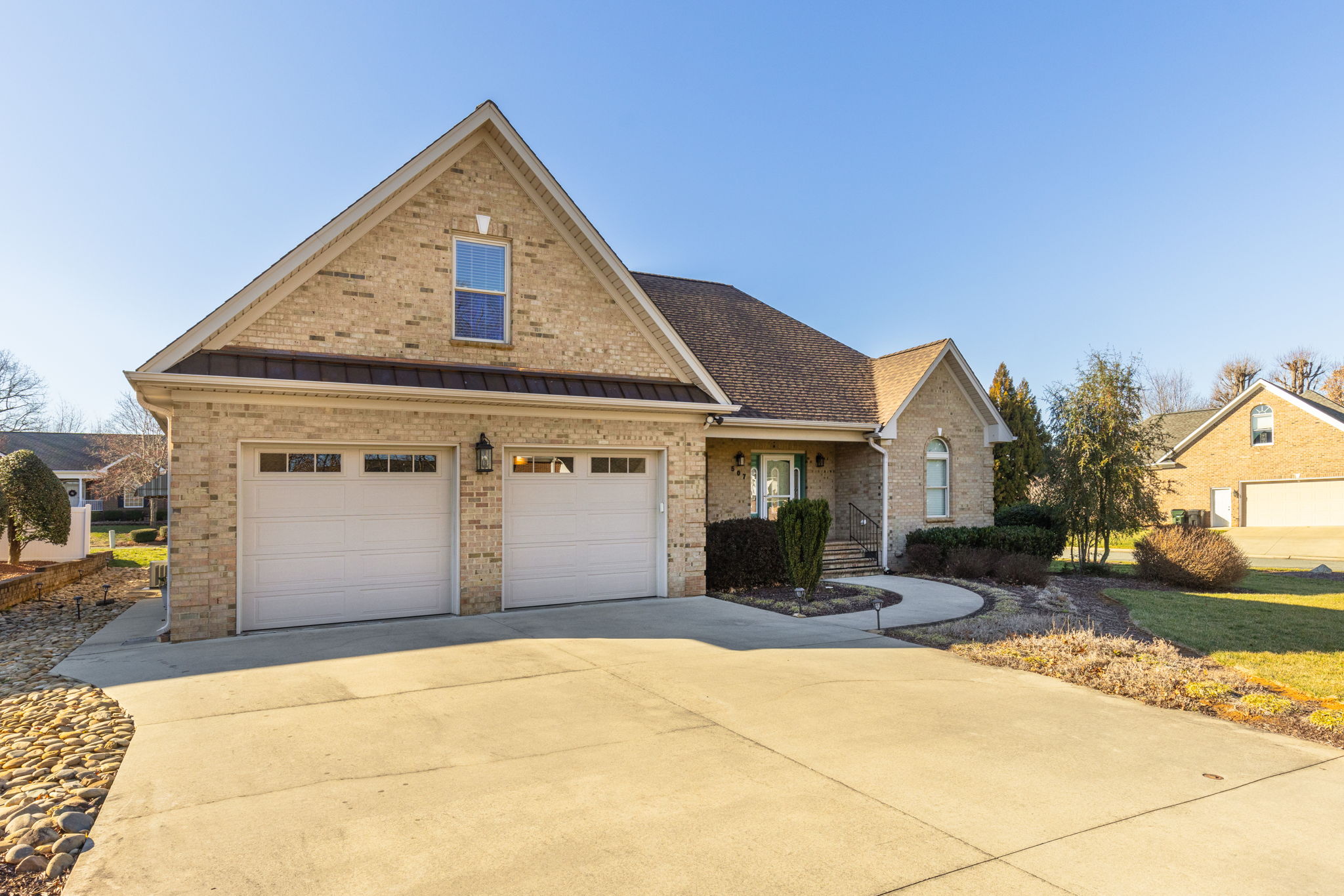 507 Whitt Ave, Burlington, NC 27215 Upper Echelon Visuals