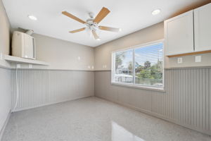 Garage Office/Bonus Space