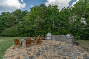 Community Fire Pit & Grilling Area