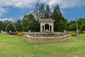 Entrance to Beautiful Lake Cyrus