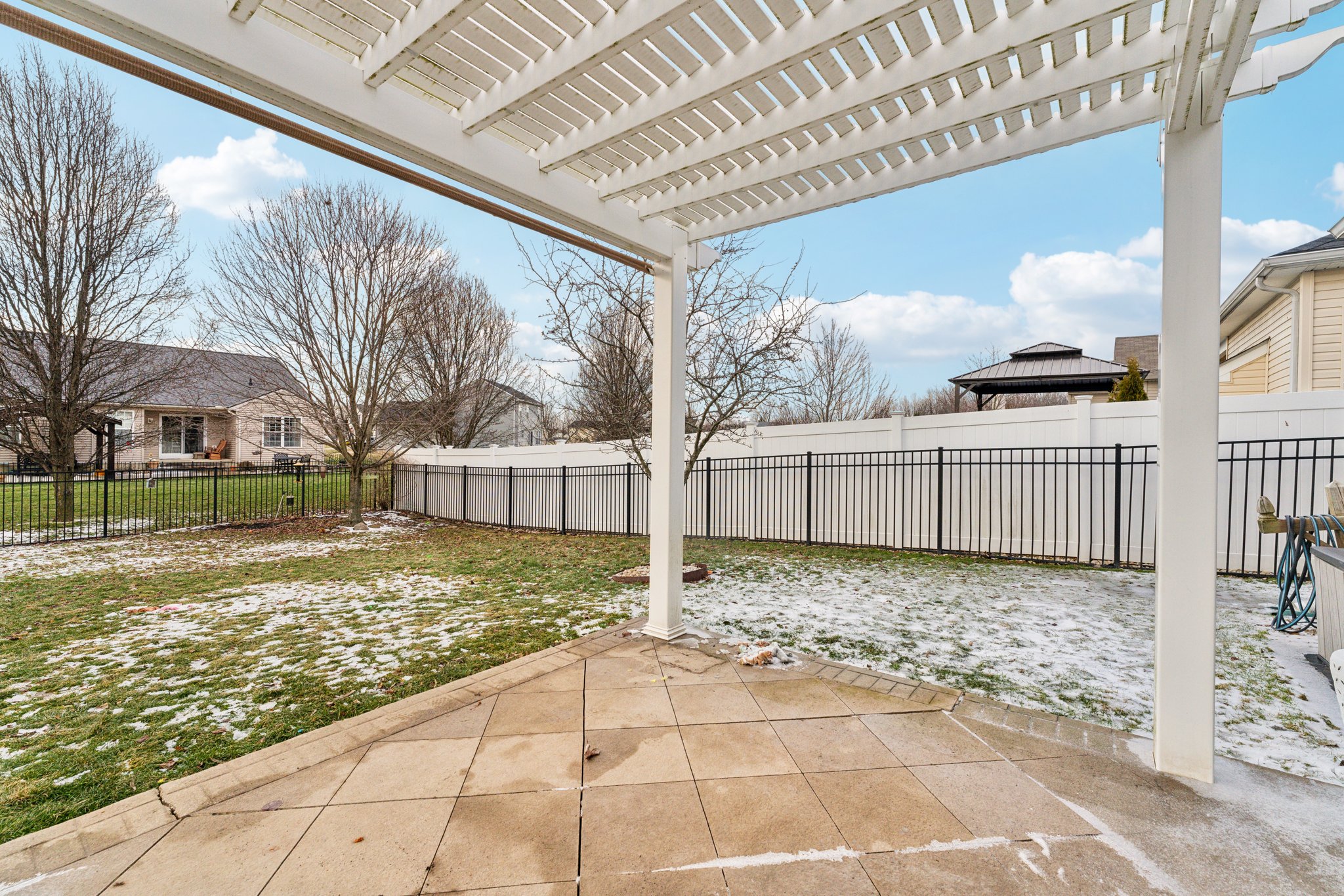 Ravenway Dr-020.jpg