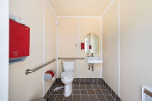  Photo 49