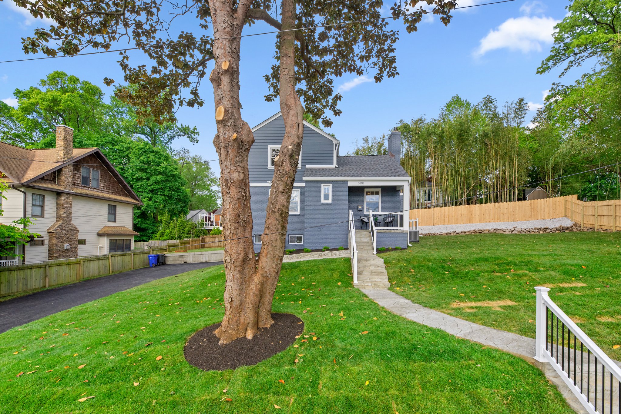 02. 508 Dale Dr.jpg