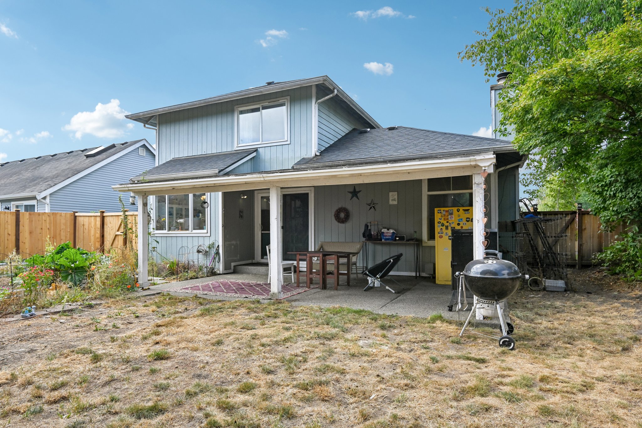 Eldredge Ave-S1208-036.jpg