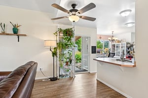 Eldredge Ave-S1208-011.jpg