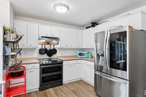 Eldredge Ave-S1208-013.jpg