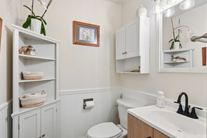Eldredge Ave-S1208-018.jpg