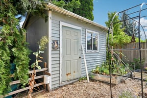 Eldredge Ave-S1208-040.jpg