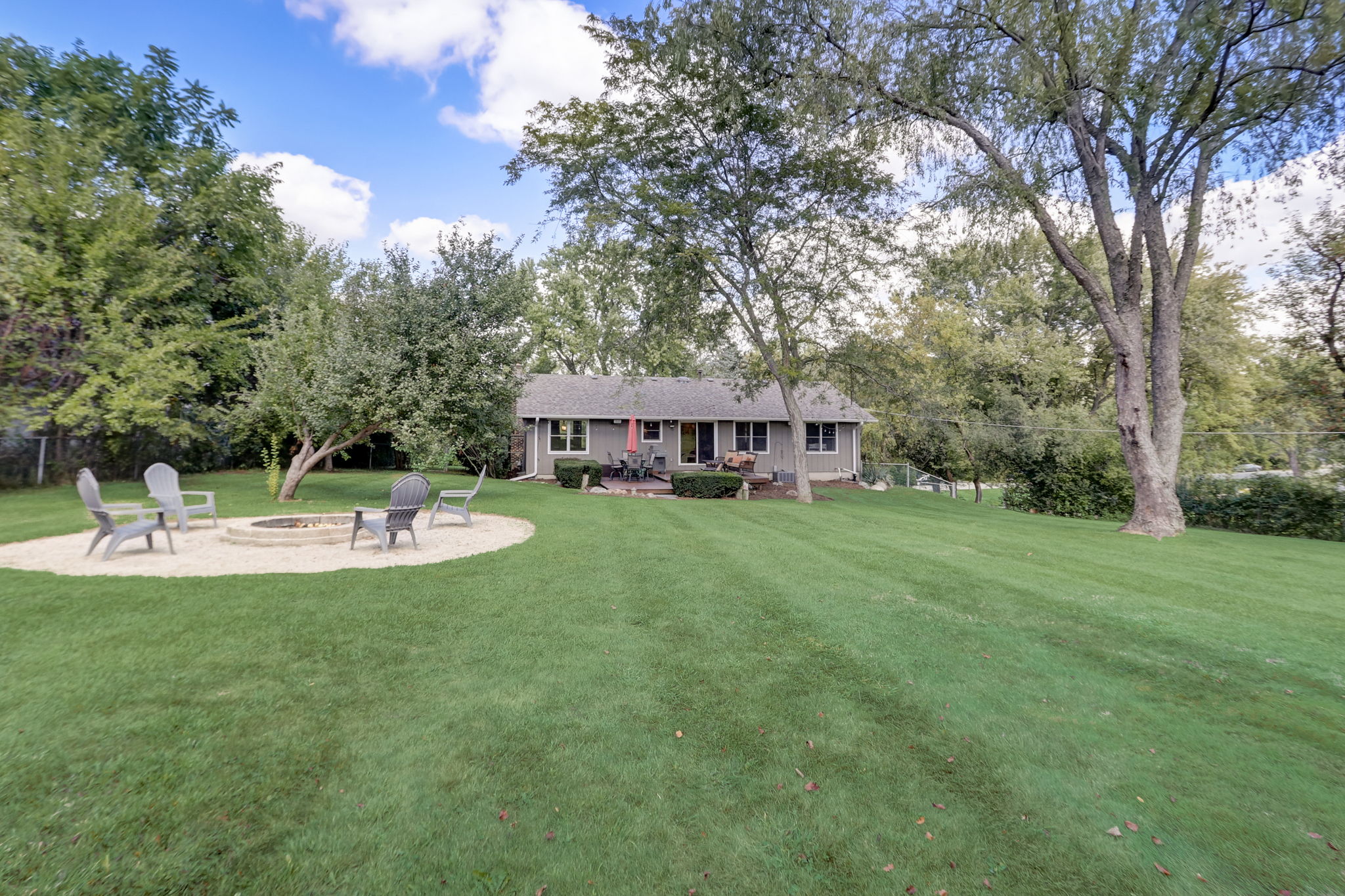 Lakepoint Dr-042