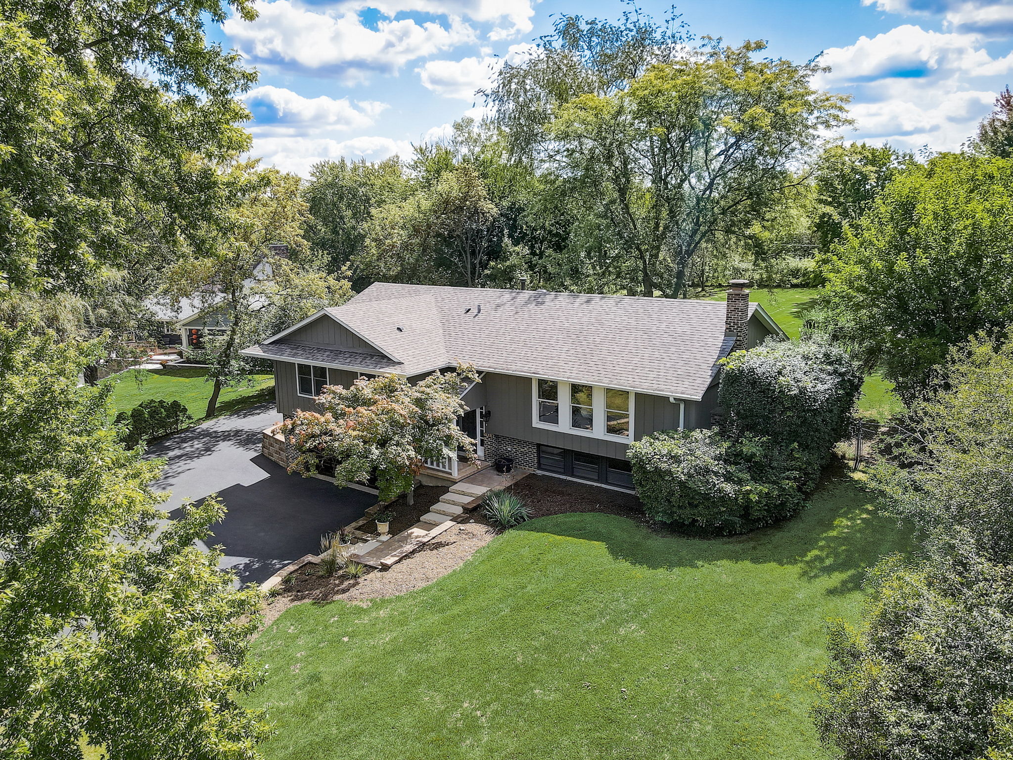 Lakepoint Dr-058