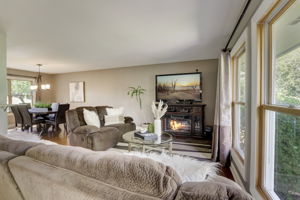 Lakepoint Dr-008