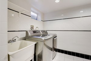 Lakepoint Dr-026