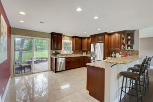 Lakepoint Dr-017