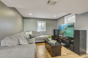 Lakepoint Dr-035