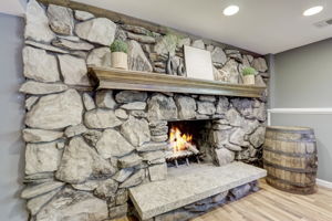 Lakepoint Dr-034