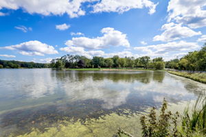 Lakepoint Dr-053
