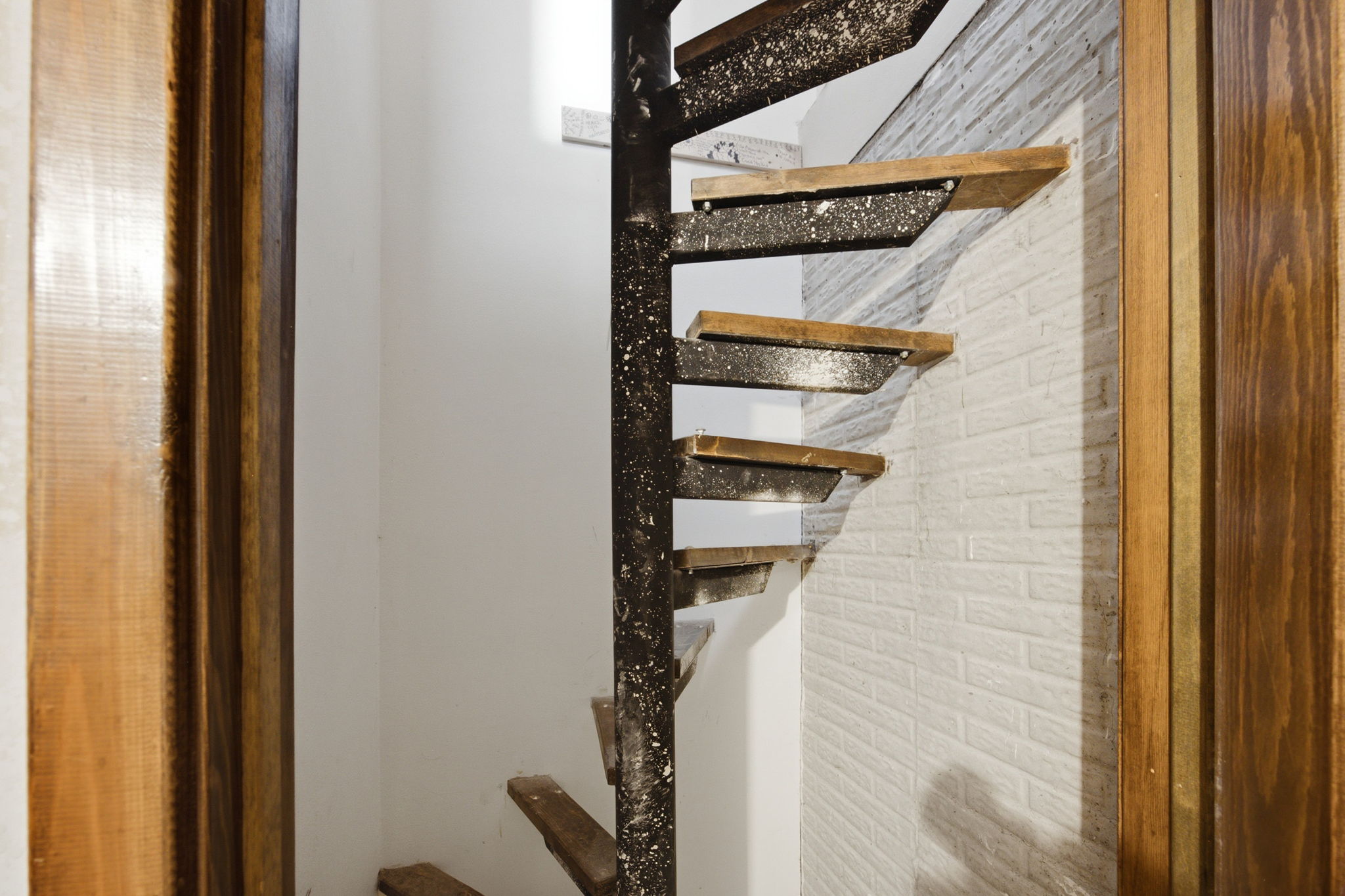  Photo 42
