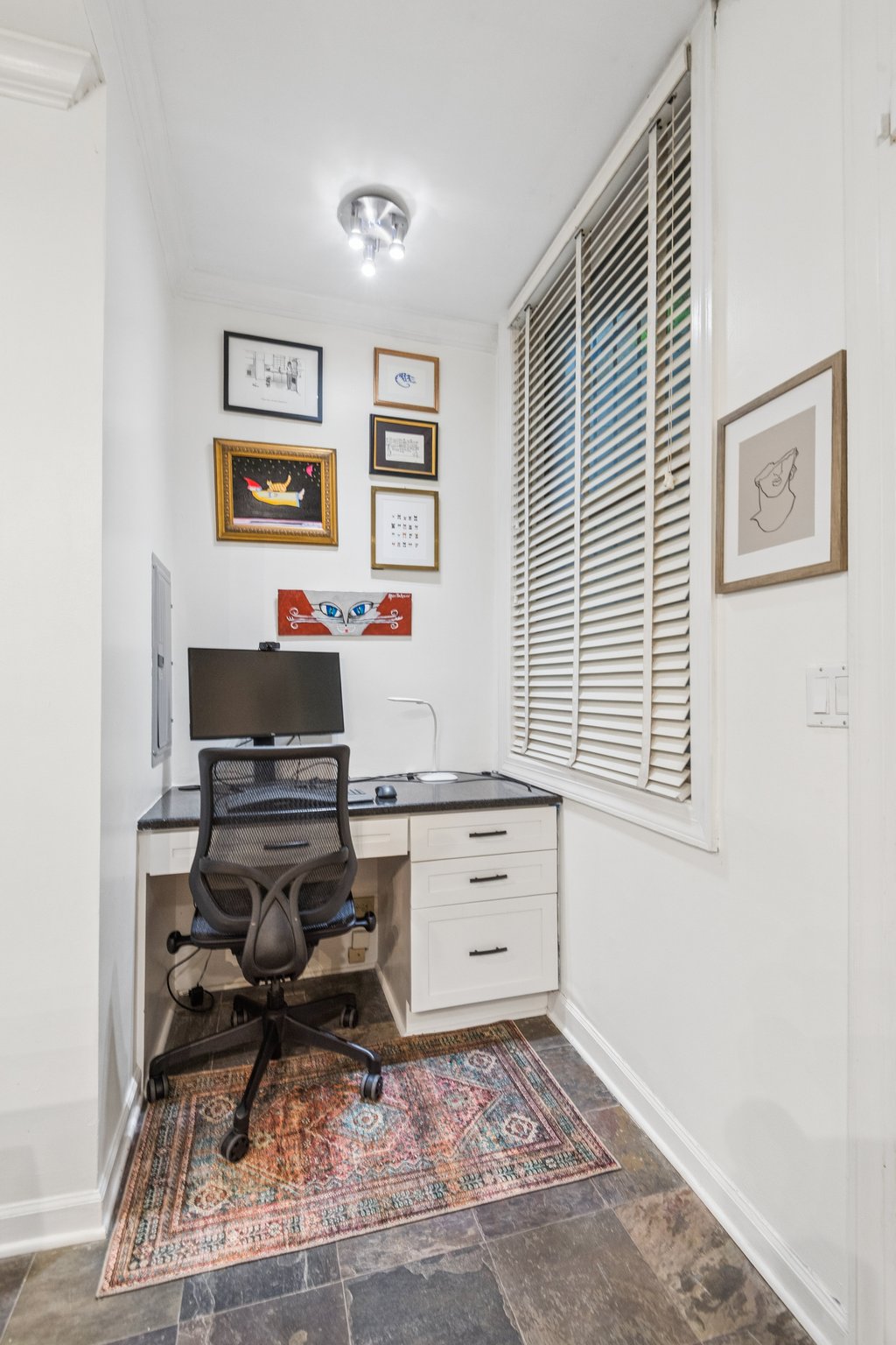 508 W Grant Pl 102_004.jpg