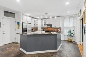 508 W Grant Pl 102_003.jpg