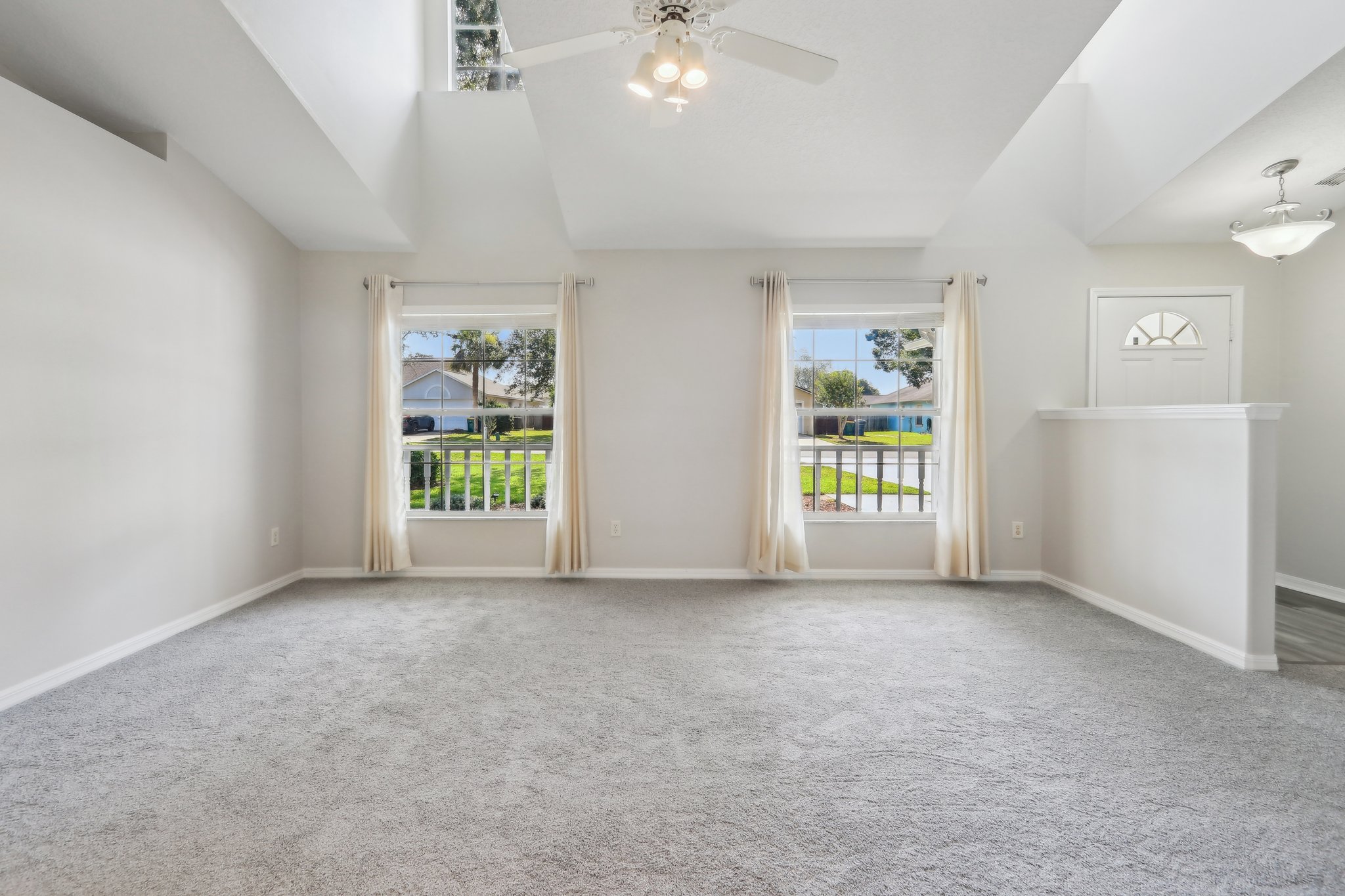 Woodview Dr-2805-012.jpg