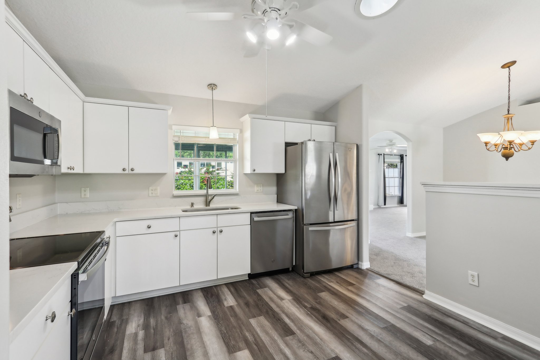 Woodview Dr-2805-021.jpg