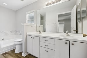 Woodview Dr-2805-029.jpg